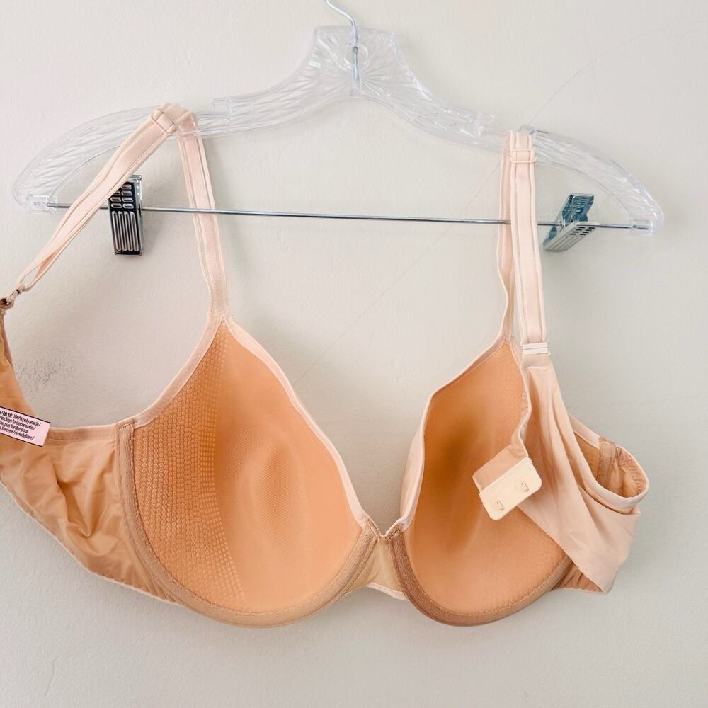 Victorias Secret Lined Nude T Shirt Bra Women’s Size 36C - Picture 3 of 6